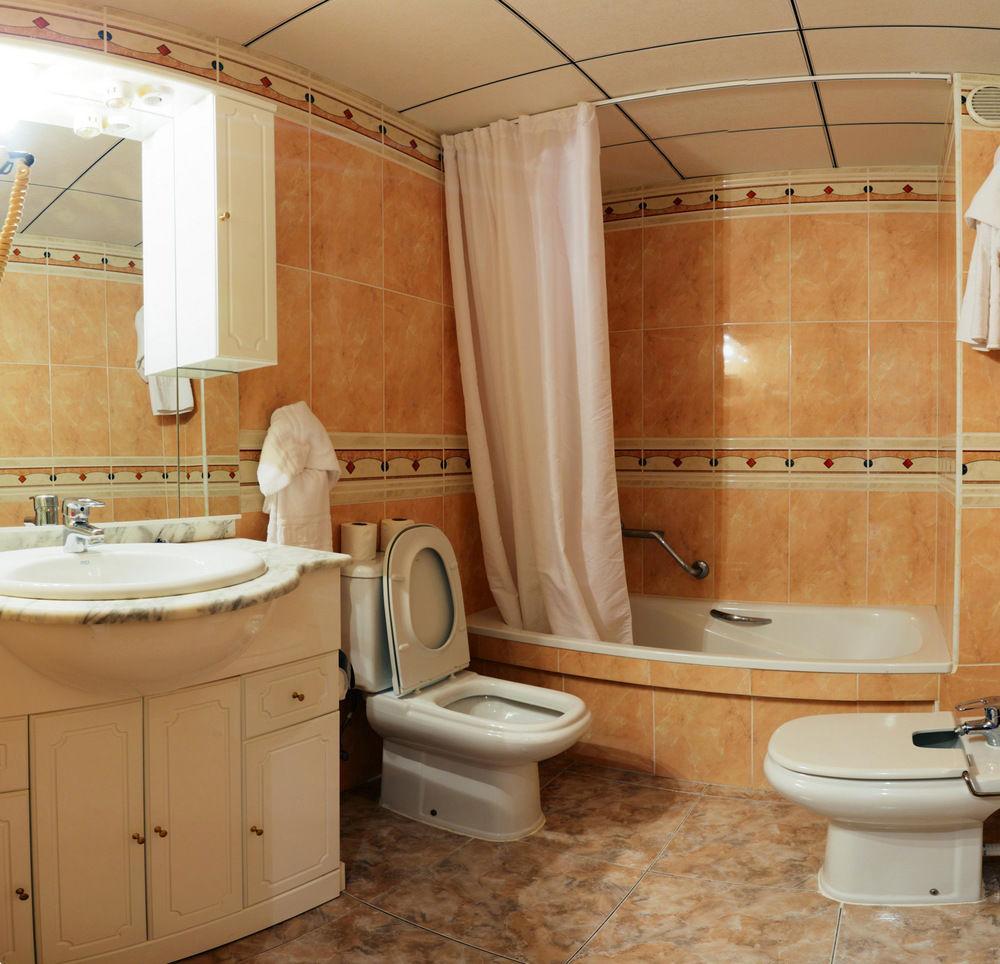 Apartamentos Imperial Salou Buitenkant foto